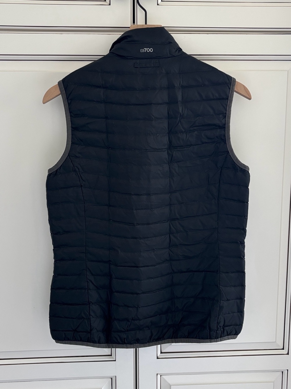 Eddie Bauer Black EB 700 Goose Down Full Zip Puffer Vest Women’s Outdoors Small - Picture 13 of 13